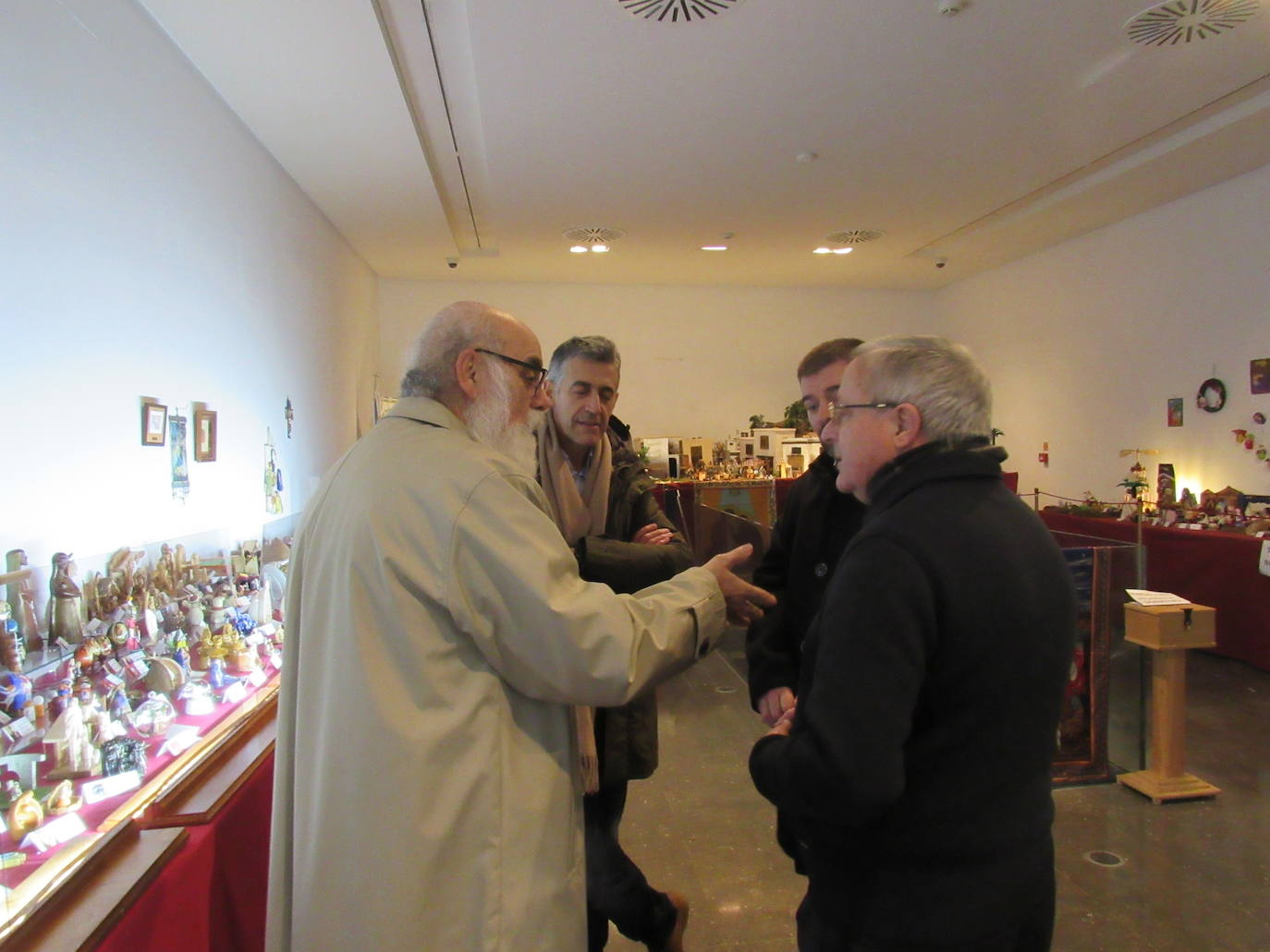 Fotos: Inauguración del Belén de la Asociación Belenista Leonesa