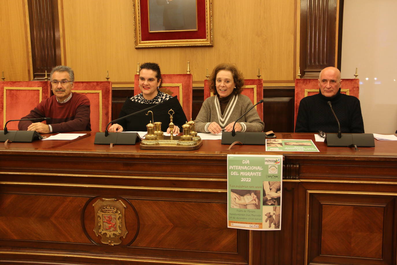 Acto celebrado en el Salón de Plenos del Ayuntamiento de León para conmemorar el Día Internacional del Migrante.