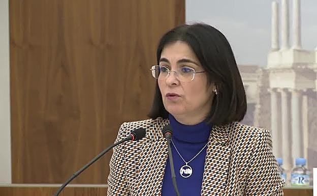 La ministra de sanidad, Carolina Darias, presenta el calendario vacunal de 2023.