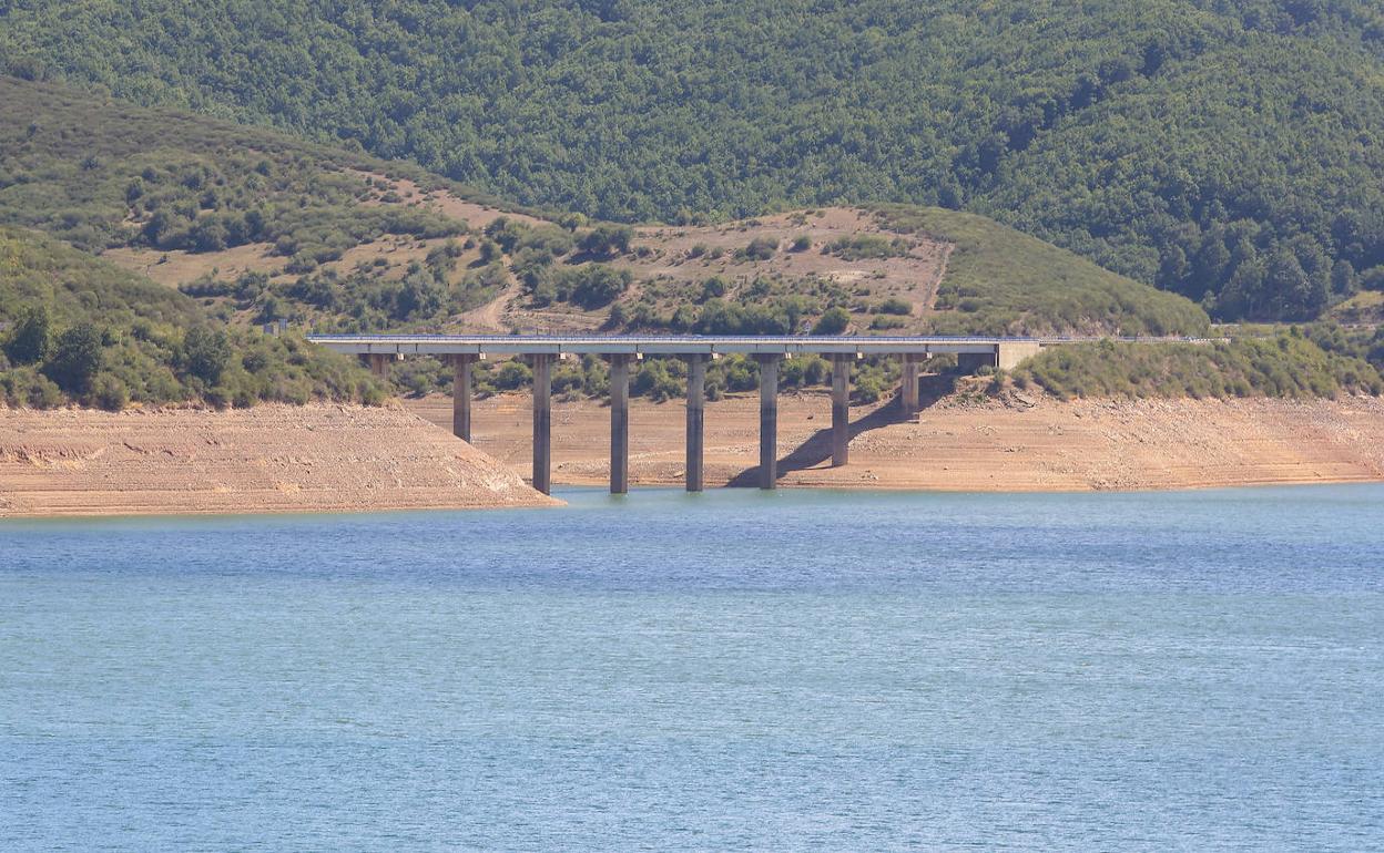 Imagen del embalse de Riaño.