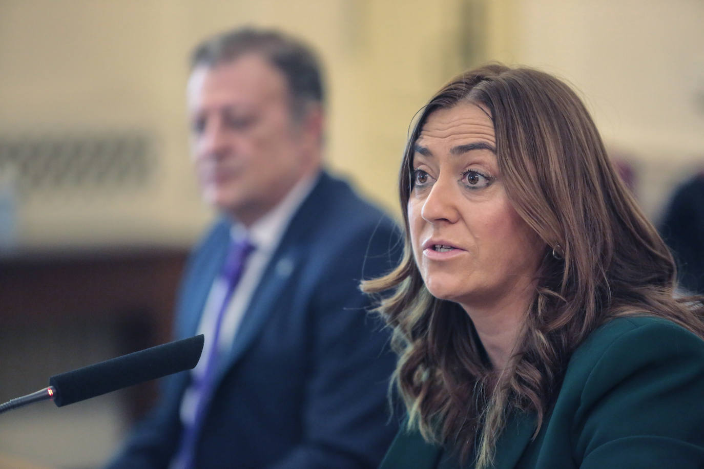 La delegada del Gobierno en Castilla y León, Virginia Barcones, y el delegado para la Comunidad de la Agencia Estatal de Meteorología, Manuel Mora, informan sobre los principales datos climáticos del otoño y sobre la previsión que hace AEMET sobre el tiempo durante el invierno. Les acompaña el subdelegado del Gobierno en León, Faustino Sánchez. 