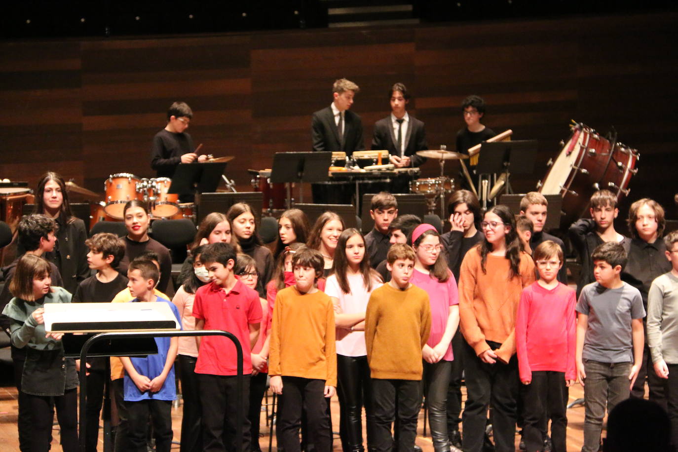 El Auditorio de León ha acogido este jueves, 22 de diciembre, el tradicional concierto de Navidad que ofrece las diferentes agrupaciones musicales del Conservatorio Profesional de Música de León.