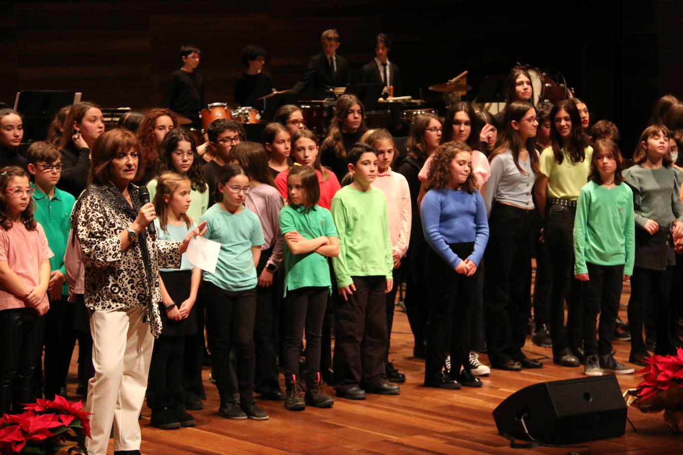 El Auditorio de León ha acogido este jueves, 22 de diciembre, el tradicional concierto de Navidad que ofrece las diferentes agrupaciones musicales del Conservatorio Profesional de Música de León.