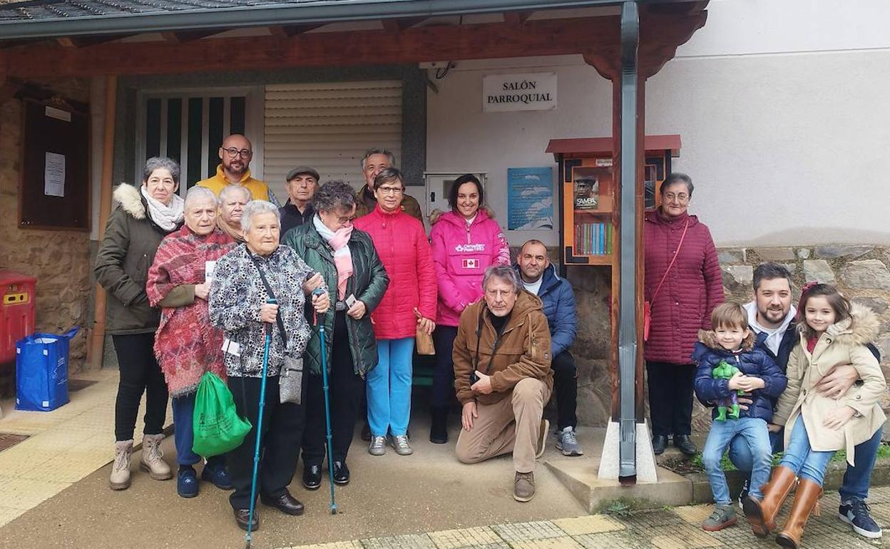 Santa Marina de Torre ya dispone de una «Biblioteca de libros libres.