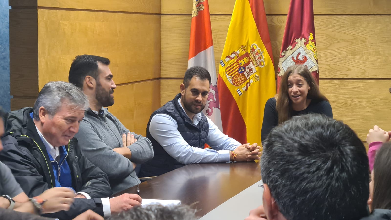 Fotos: Reunión de los comarcales del Partido Popular de León