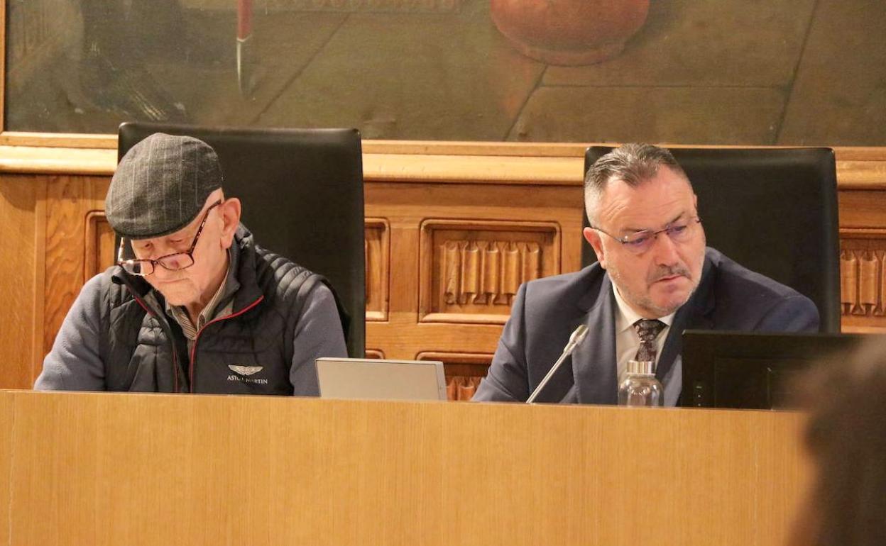 El pleno ha respaldado las modificaciones previas para el desarrollo del proyecto de Lancia, cuya firma con la empresa adjudicataria tendrá lugar este viernes. 