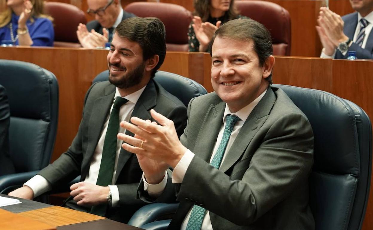 El presidente de la Junta, Alfonso Fernández Mañueco, y el vicepresidente, Juan García Gallardo.