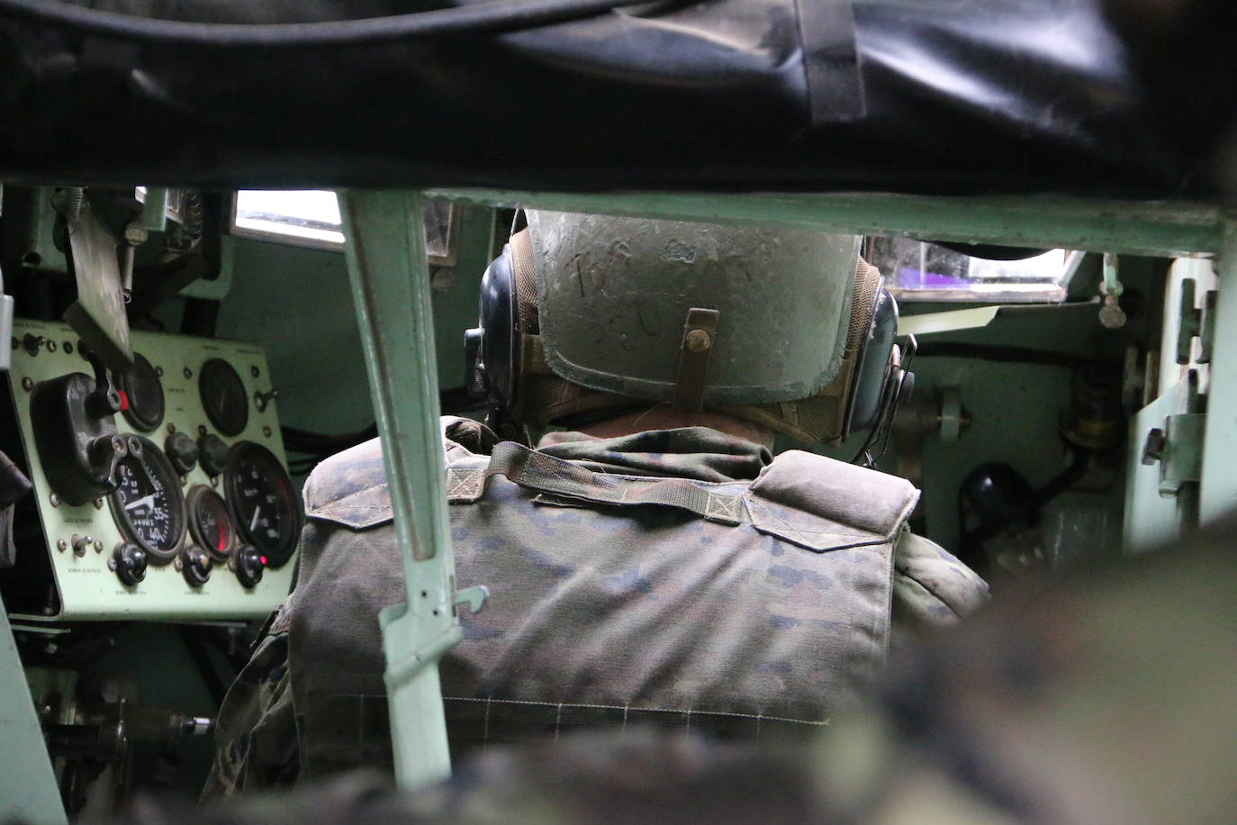 El Mando de Artillería realiza maniobras de fuego simulado en San Andrés del Rabanedo