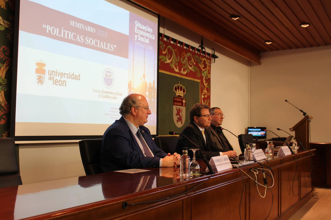 Seminario sobre políticas sociales organizado por el Consejo Económico y Social de Castilla y León y la ULE