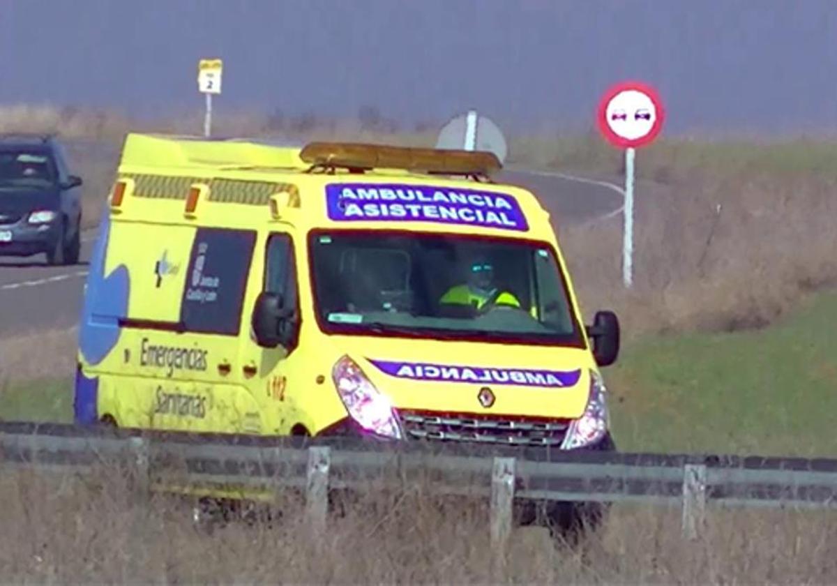 El accidente tuvo lugar donde la báscula encontrándose el motorista inconsciente y en el suelo.