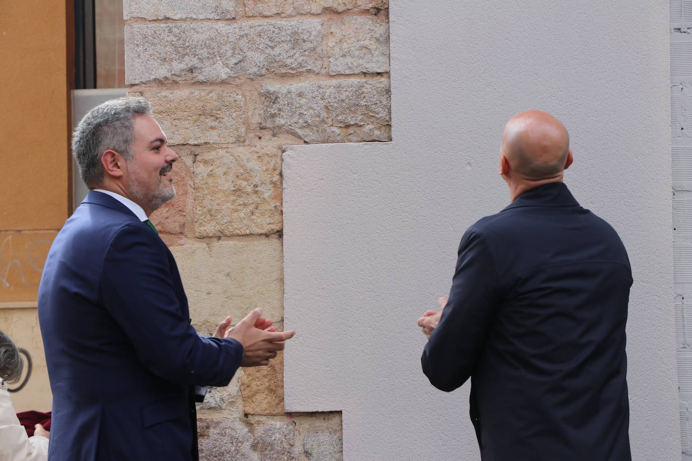 El callejero llama a Angustias