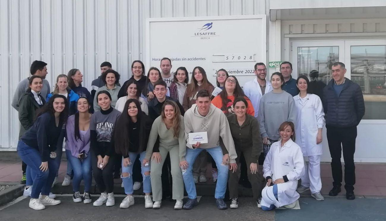 Estudiantes de la ULE visitan trece empresas del sector alimentario