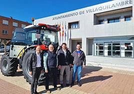 a nueva adquisición será utilizada para el desbroce de caminos y fincas, además se está estudiando la posibilidad de dotarle de los accesorios necesarios para limpiar de nieve las calles del municipio en la época invernal.