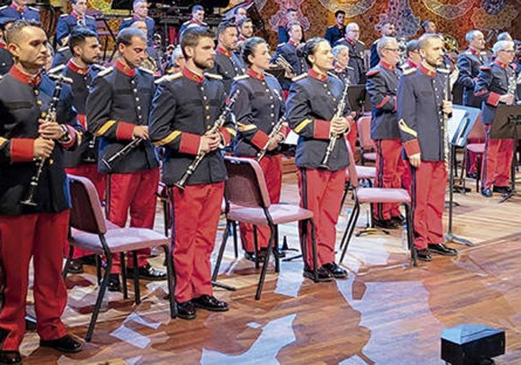 Concierto de la Unidad de Música del Regimiento Inmemorial del Rey nº1 en La Bañeza