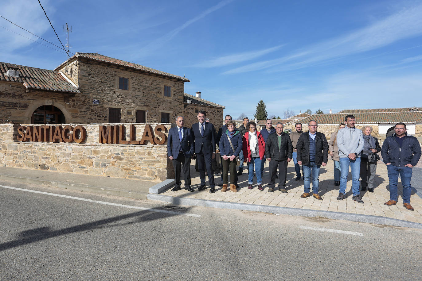 Santiago Millas inaugura su plaza