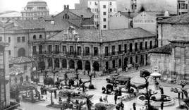 Fachada de la Imprenta Moderna (librería) en la calle Cardiles nº5 1925