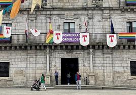 Pie de foto: La plaza del Ayuntamiento de Ponferrada, hace unos meses.