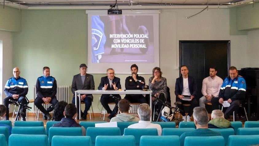 Los policías locales del alfoz se forman en La Virgen del Camino