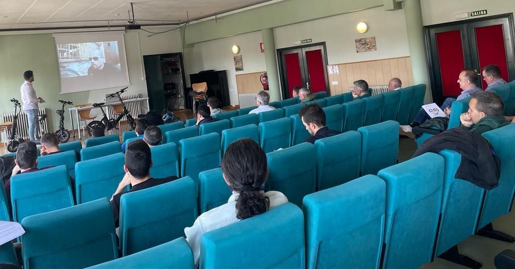 Los policías locales del alfoz se forman en La Virgen del Camino