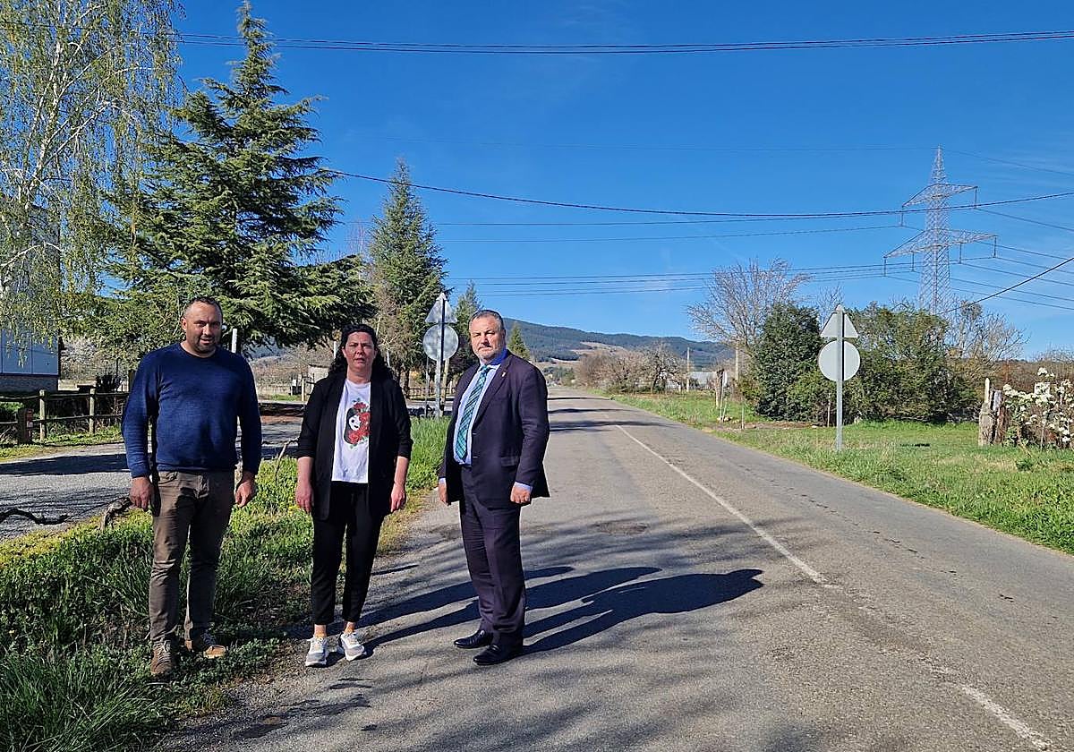 El presidente de la Diputación visitó las obras que se acometerán en esta localidad.
