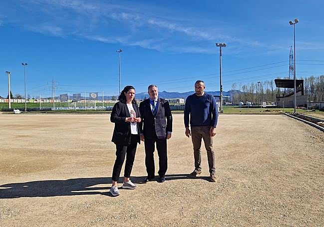 Mejoras en el campo de fútbol.