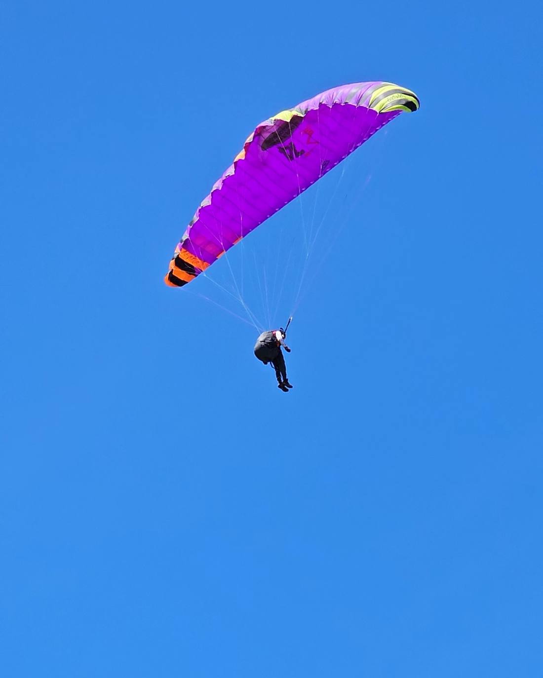 El leonés &#039;Moncho&#039; se proclama campeón de España de parapente