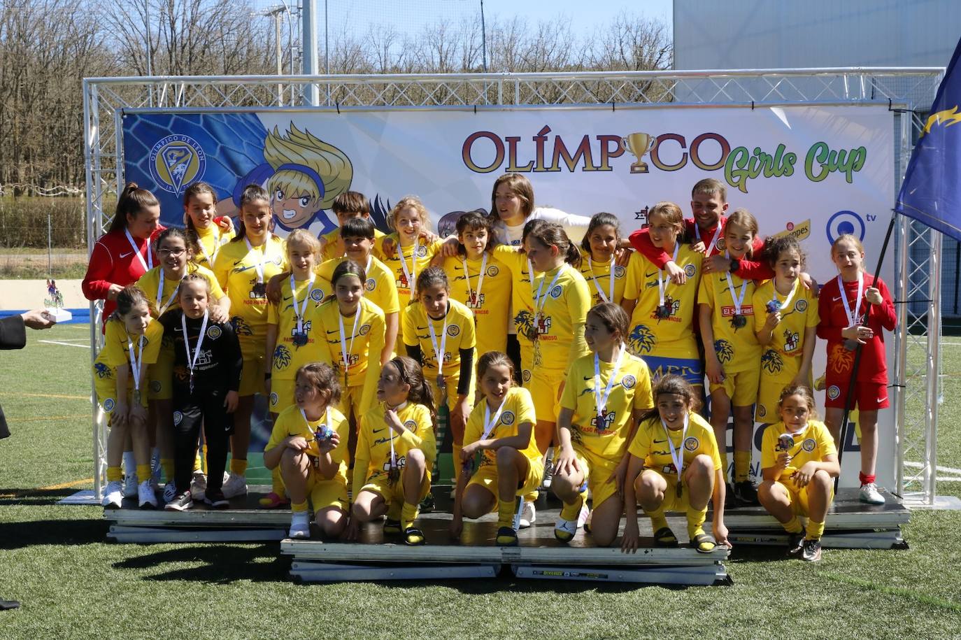 El Atlético reina en la II Olímpico Girls Cup