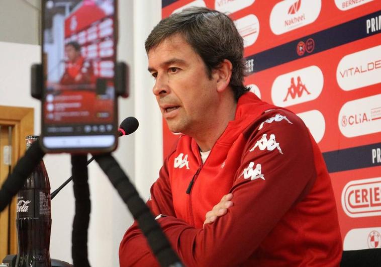 El entrenador de la Cultural compareció en rueda de prensa de cara al partido de este domingo ante el San Fernando.