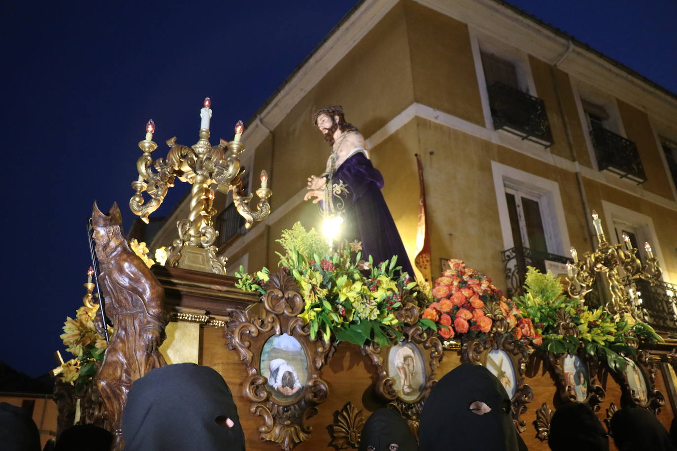 La Procesión de la Virgen de la Amargura