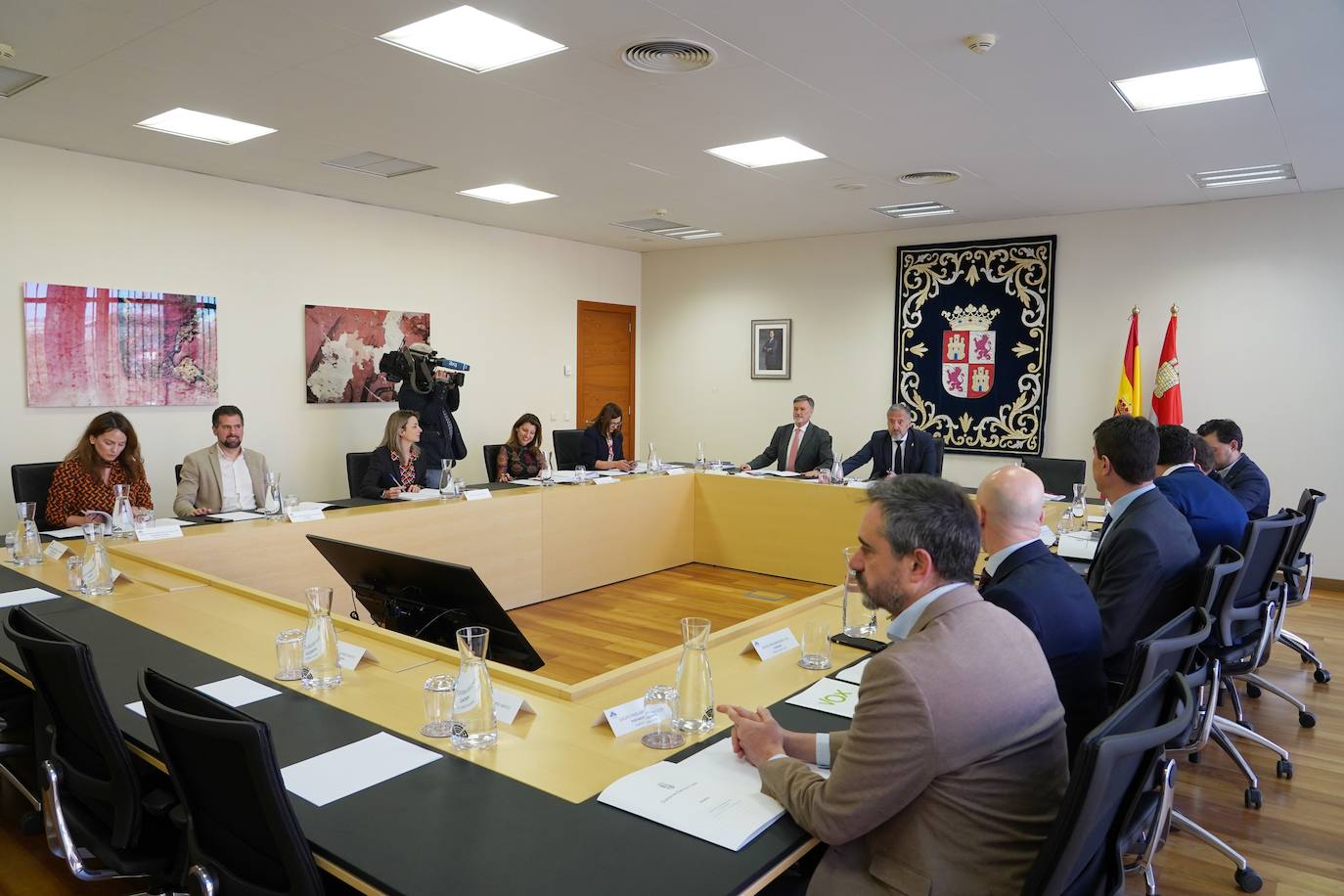 Mesa de la Cortes de Castilla y León y Junta de Portavoces