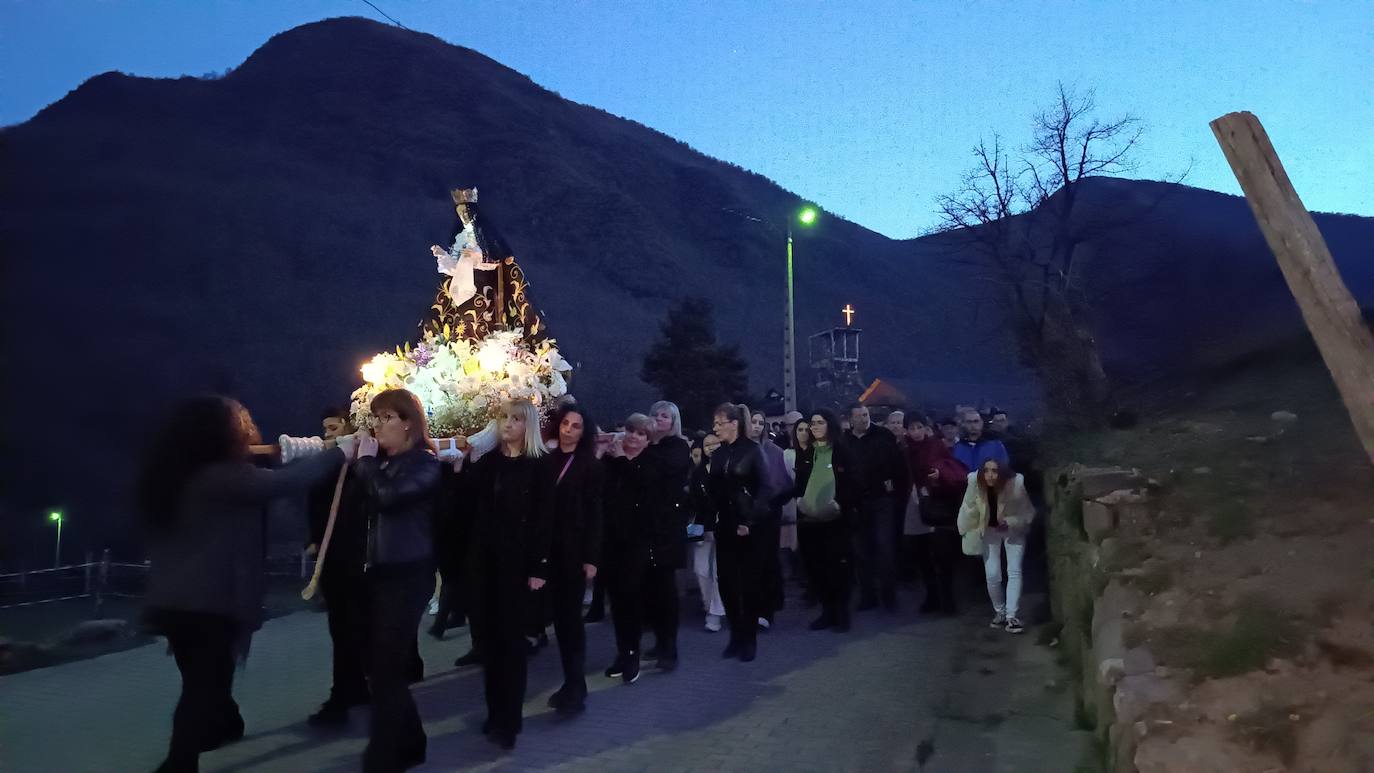 Procesión en Caboalles