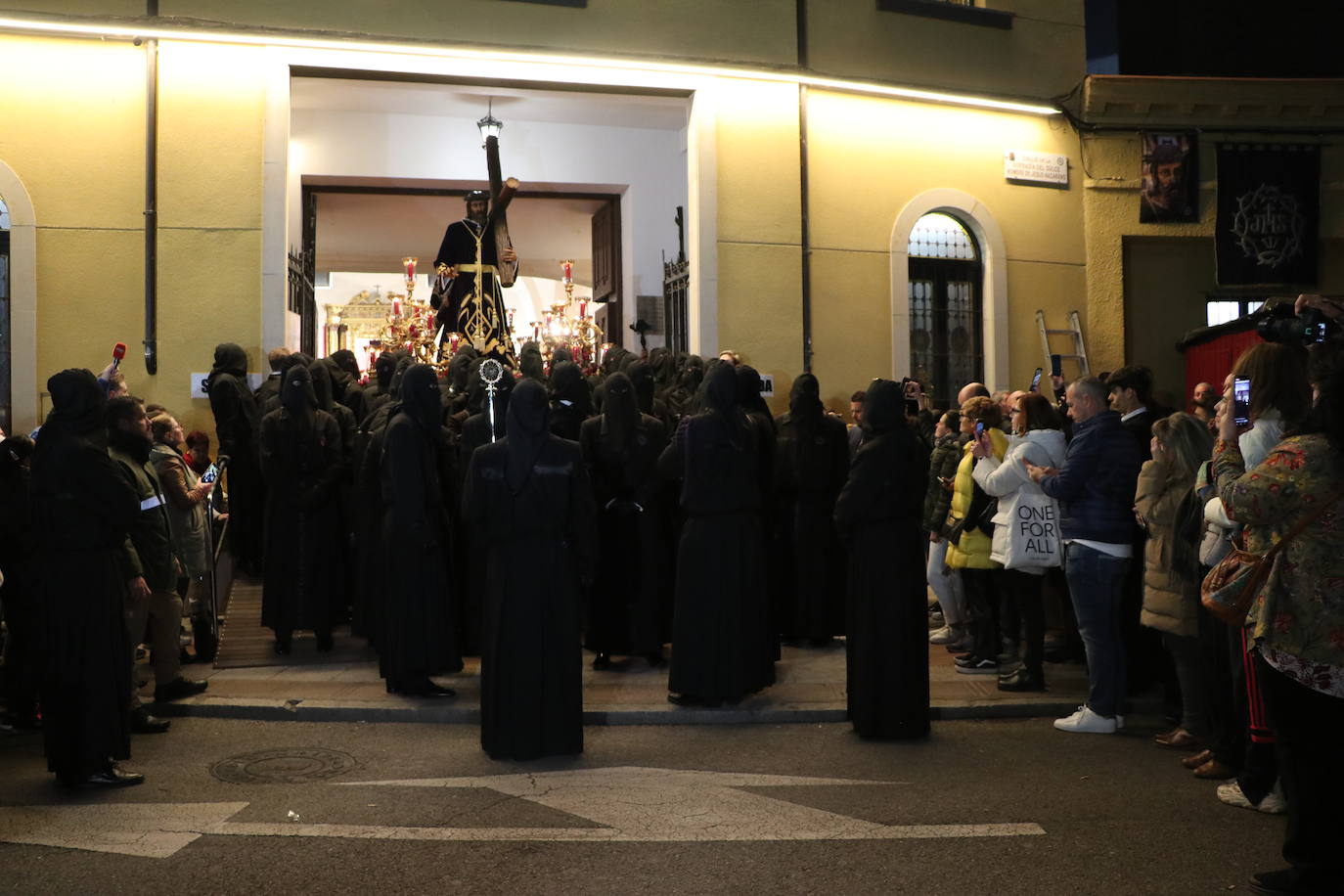 Así fue la salida del Nazareno