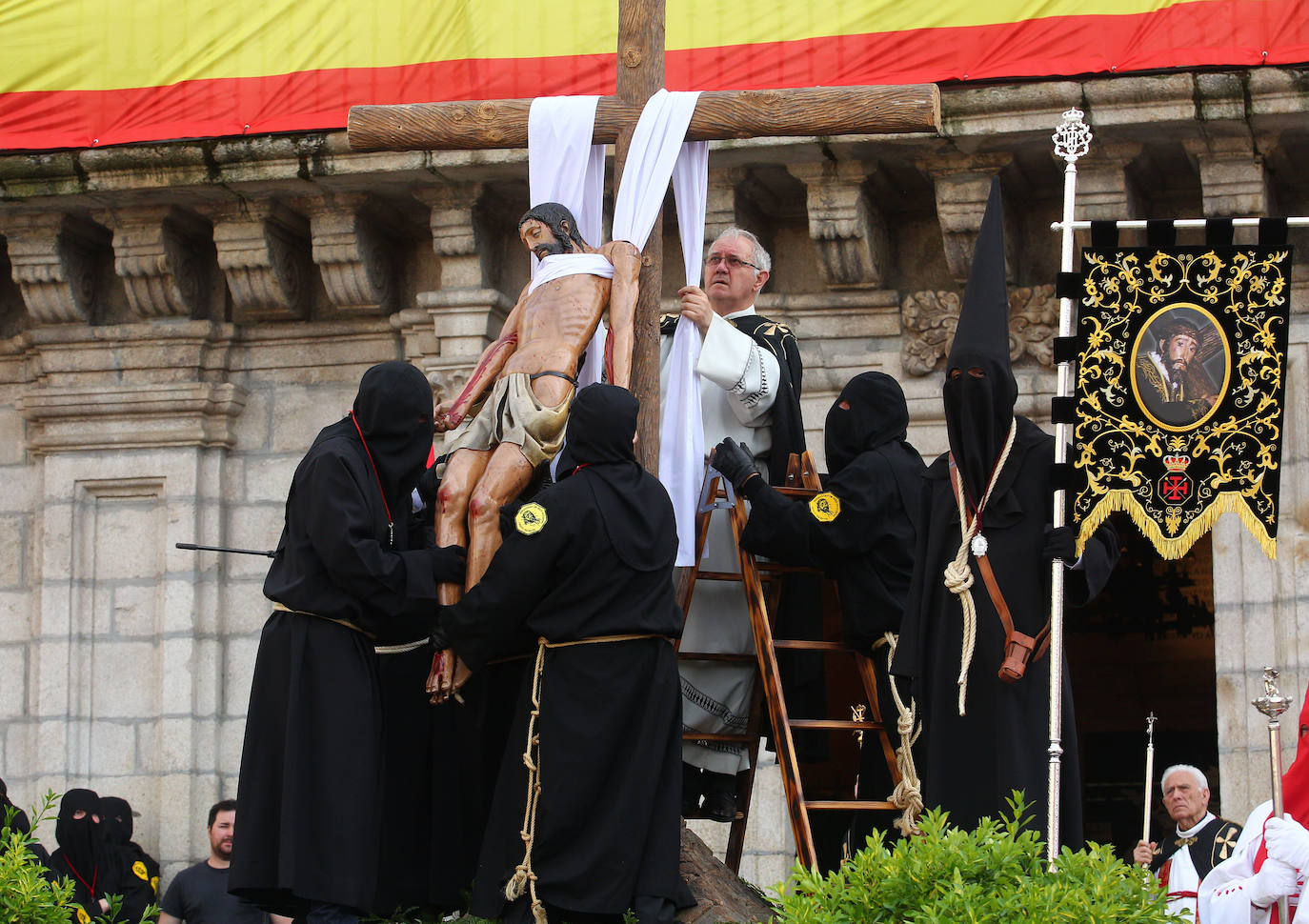 Procesión del Desenclavo y Santo Entierro en Ponferrada