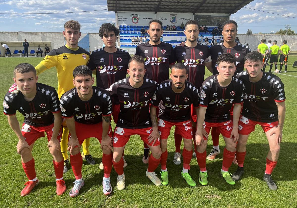 Once del Atlético Bembibre en su visita al Almazán.