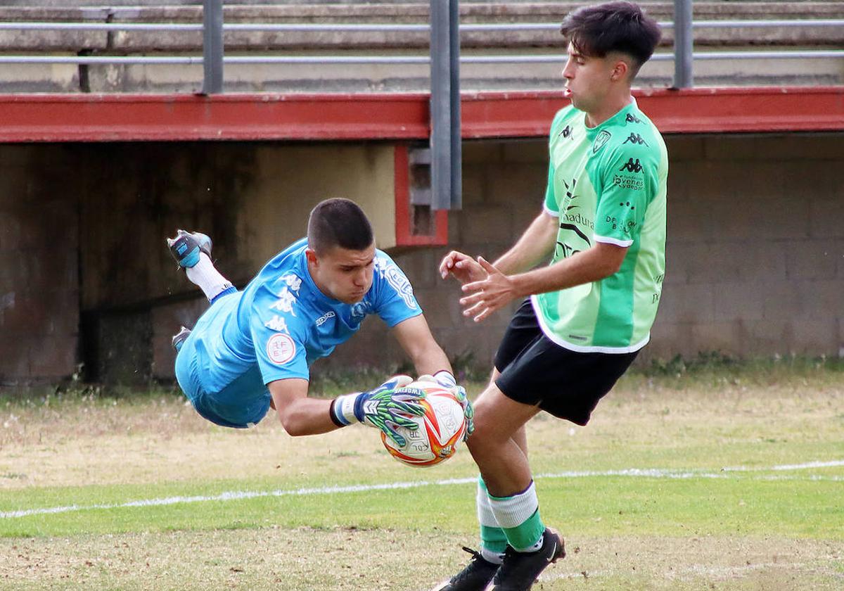 Tabu, en imagen, fue el gran protagonista del partido.