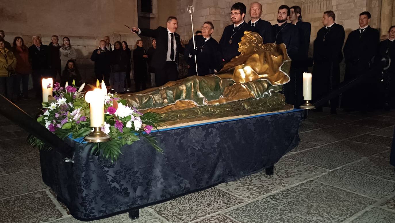 Un emotivo Vía Lucis