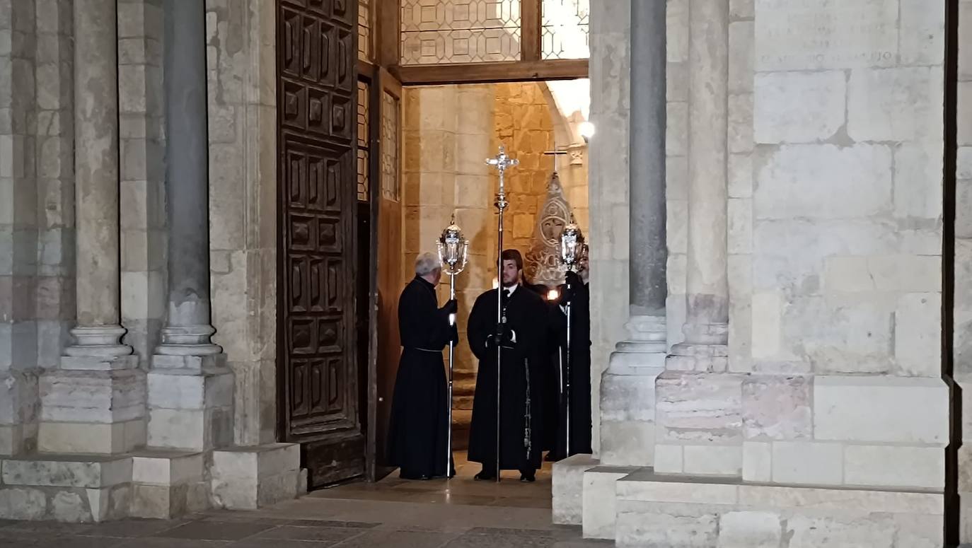 Un emotivo Vía Lucis