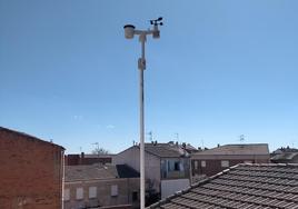 Estación Meteorológica en el edificio consistorial.