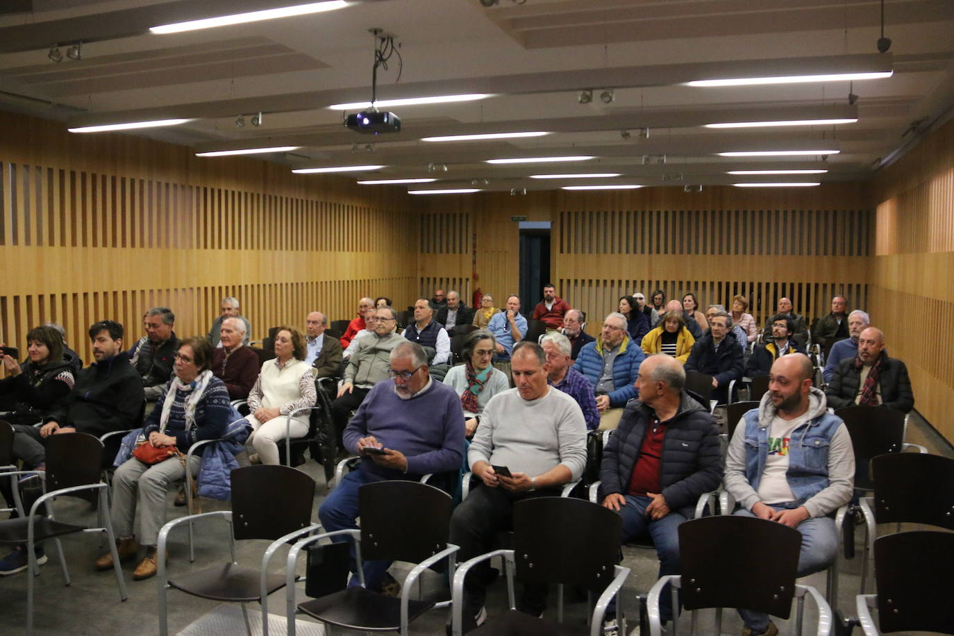 Charla-coloquio sobre la rampa de Pajares