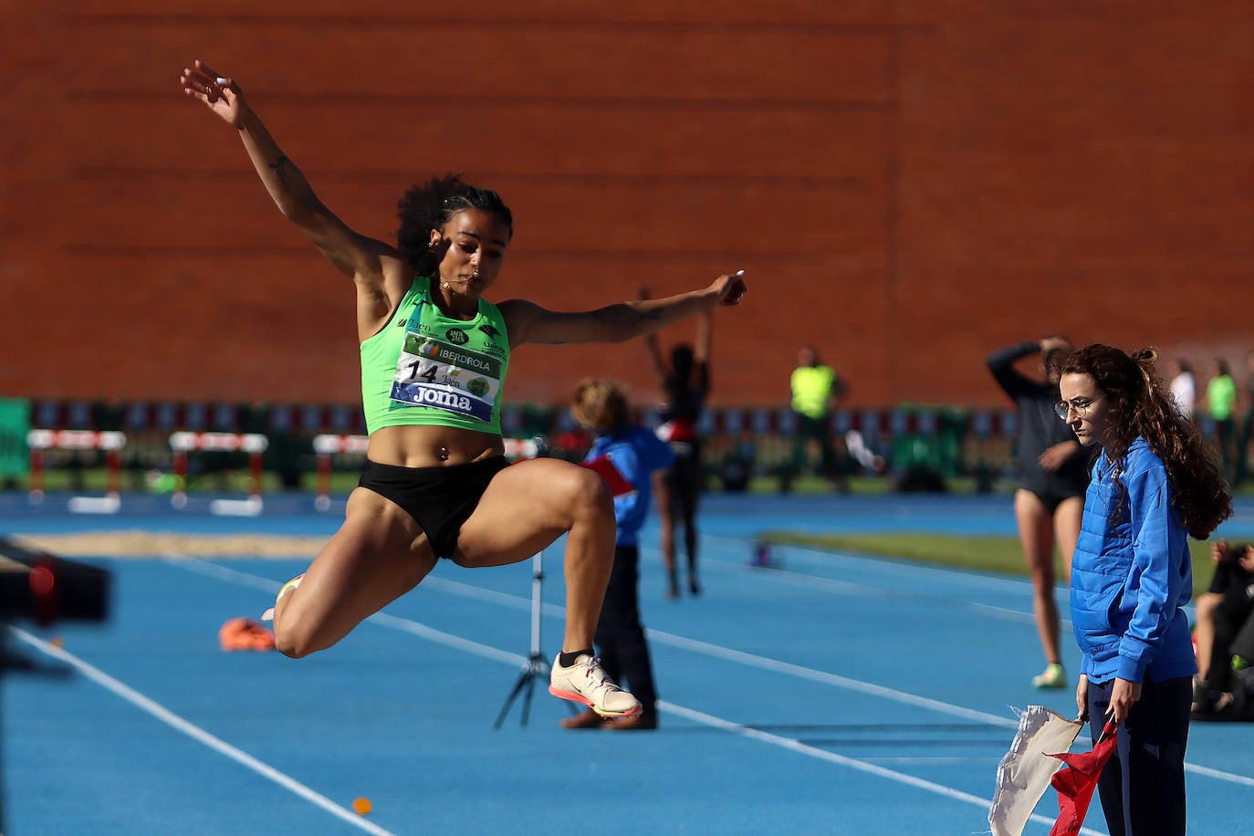 Inauguración en competición oficial de las nuevas pistas de Atletismo de la ULE