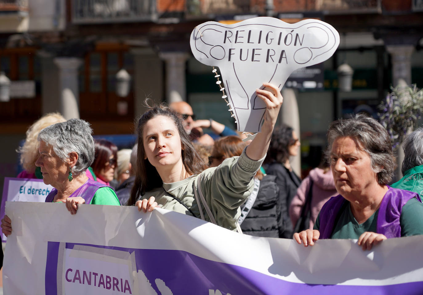 Manifestación feminista para defender el derecho efectivo a abortar en todas las provincias