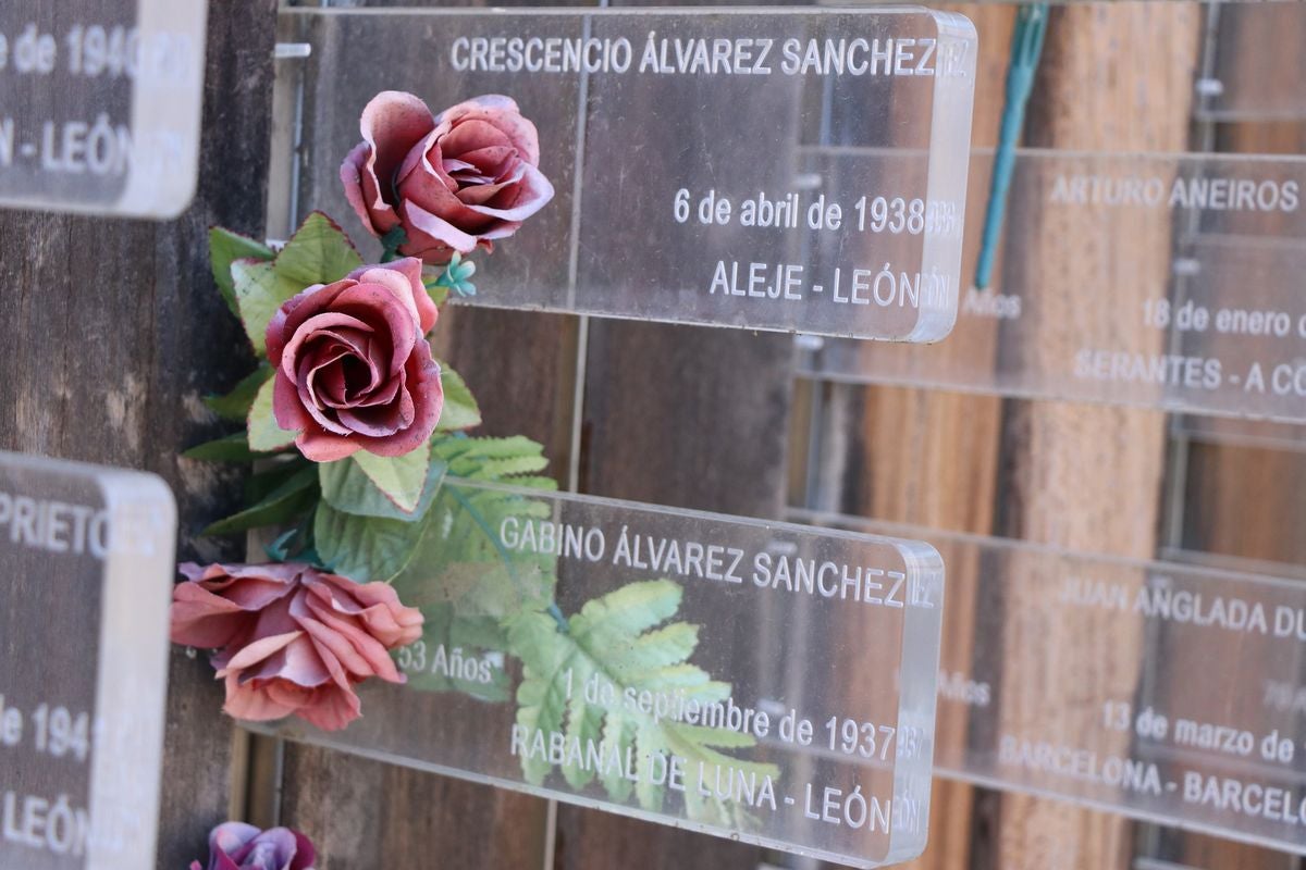 Homenaje en la capilla laica