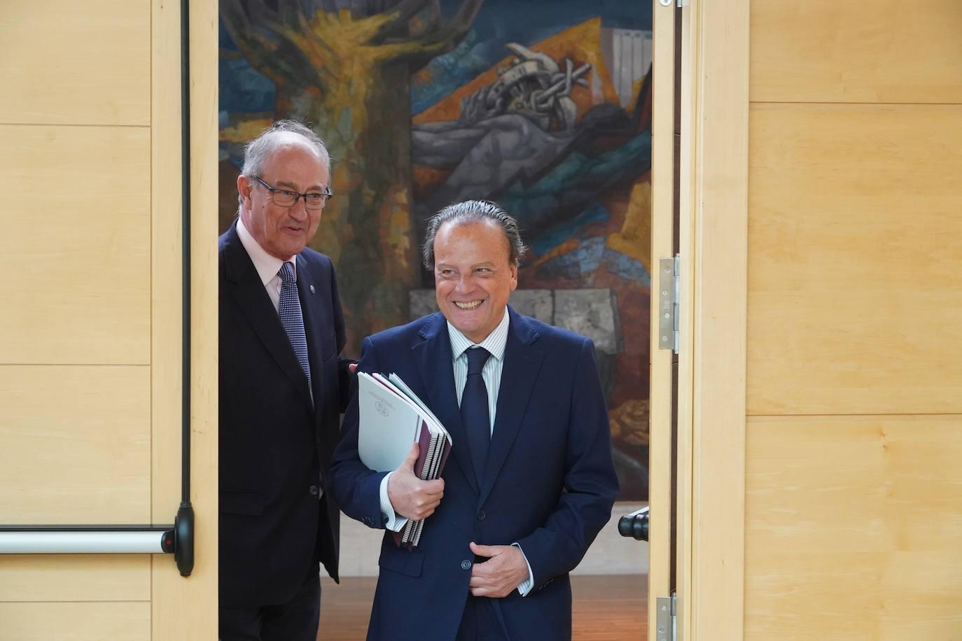 Comparecencia de Amilivia en las Cortes de Castilla y León