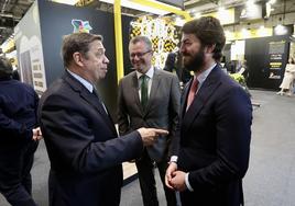 García-Gallardo mantiene un encuentro con el ministro de Agricultura en Madrid Fusión.