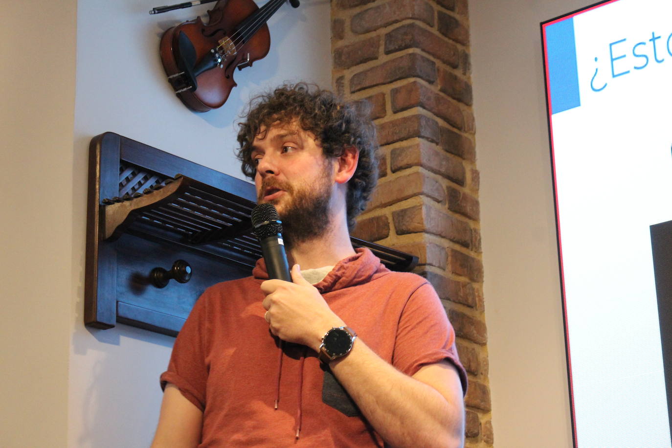 La Inteligencia Artificial llega al «Cafelito»