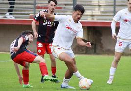 El partido tuvo grandes dosis de tensión por la permanencia que había en juego.