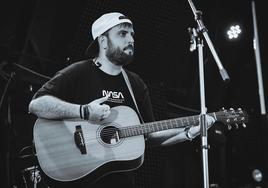 El cantante, guitarrista y compositor leonés Juan Rubio.