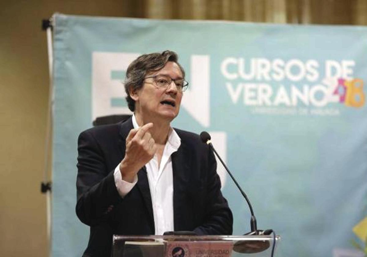 Fernando Vallespín, durante su intervención en los cursos de la UMA