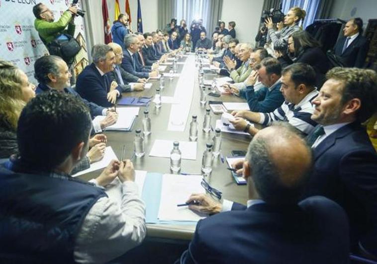 La Mesa por León o Mesa por el Desarrollo Económico y Social de la provincia de León es un foro constituido en León el 3 de marzo de 2020