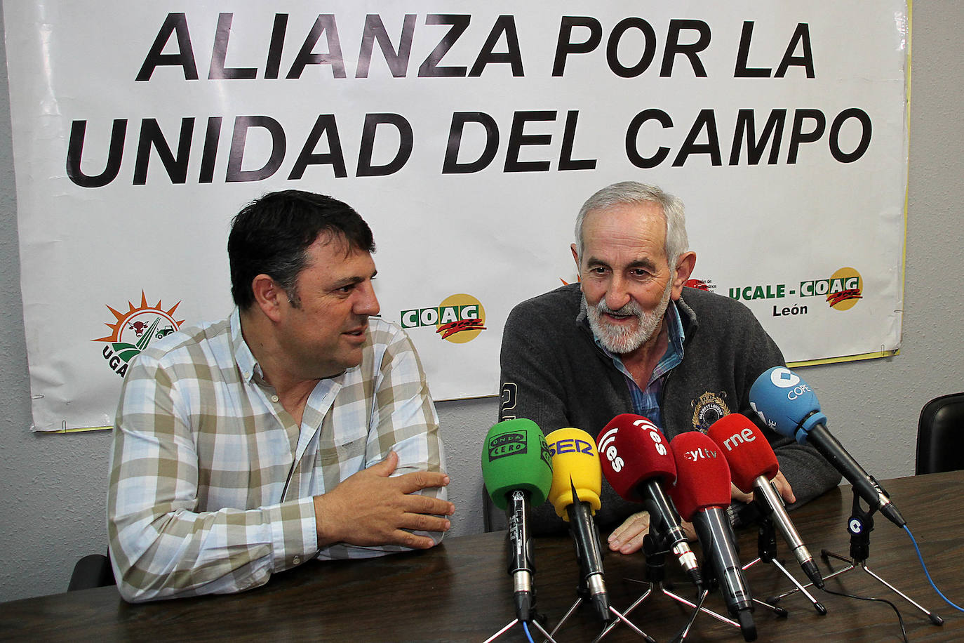 Luto por la muerte de Matías Llorente